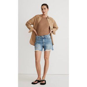 Madewell $85 Relaxed Mid-Length Denim Shorts Brockport Wash Size 33 NJ055